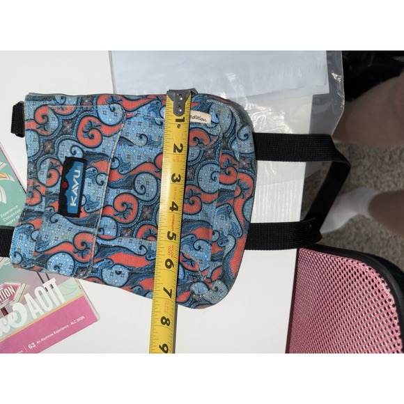 Kavu Keeper Crossbody Bag Pocket Preppy Hipster Canvas Travel Hiking Blue Red - Picture 7 of 7